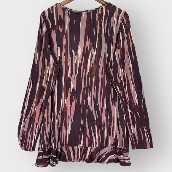 LOGO Tunic Top Women L Purple Pink‎ Print Pockets Ruffled Hem Knit Soft E24 - Picture 7 of 15